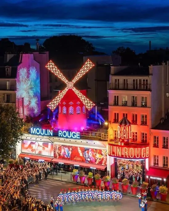 파리 Montmartre En Rez-De-Jardin 아파트