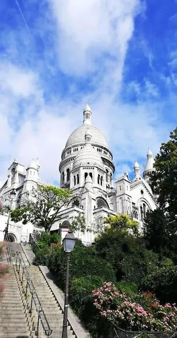 パリMontmartre En Rez-De-Jardinアパートメント