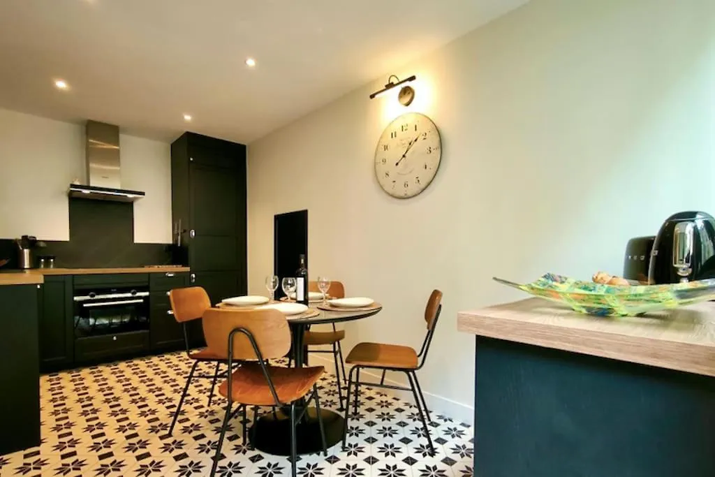 파리 Montmartre En Rez-De-Jardin 아파트 프랑스